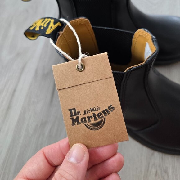 Dr. Martens | 2976 smooth black leather chunky slip-on Chelsea boots | WMS 9 - Picture 4 of 11